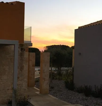 Pefkides * ماراثوبوليس