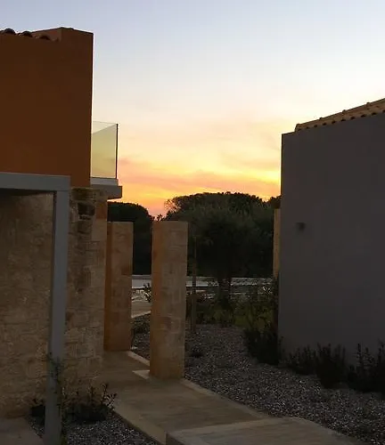 Pefkides * Marathópoli