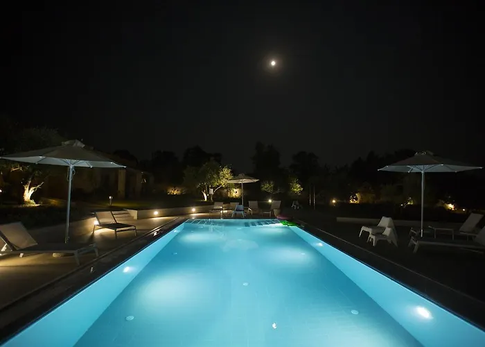 Pefkides Apartman Marathópoli